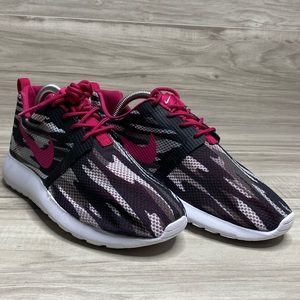 Nike Rosherun Flight Weight GS Youth Sz 6Y Casual Shoes 705486 001 Womens Sz 7.5